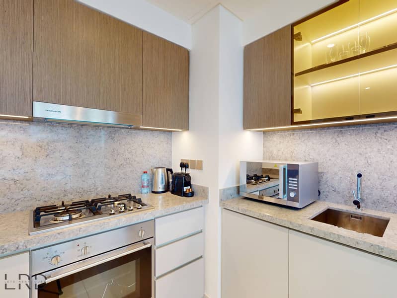 8 LRD-VACATION-HOMES-Grand-Bleu-Tower-1-03252025_152627. jpg
