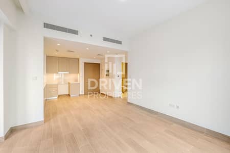 1 Bedroom Apartment for Rent in Dubai Creek Harbour, Dubai - Close to the Beach | Pool View | Multiple Cheque