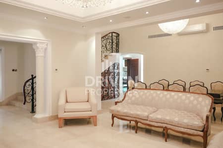 4 Bedroom Villa for Rent in Jumeirah Islands, Dubai - Stunning View | Fully Furnished | Renovated