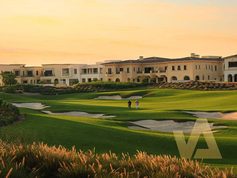 11 GREENSIDE_DHE_BROCHURE_EN_Page_05_Image_0001. jpg
