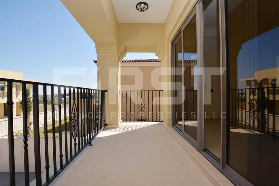 10 Internal Photo of 4 Bedroom Villa in Saadiyat Beach Villas Saadiyat Island Abu Dhabi UAE (19). jpg