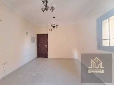 استوديو  للايجار في تجارية مويلح، الشارقة - IMG-20250109-WA0070. jpg