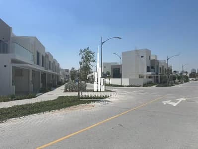 3 Bedroom Townhouse for Sale in DAMAC Hills, Dubai - WhatsApp Image 2025-03-27 at 15.25. 06 (1). jpeg 3 Bedroom Townhouse for Sale in DAMAC Hills, Dubai - WhatsApp Image 2025-03-27 at 15.25. 06 (1). jpeg