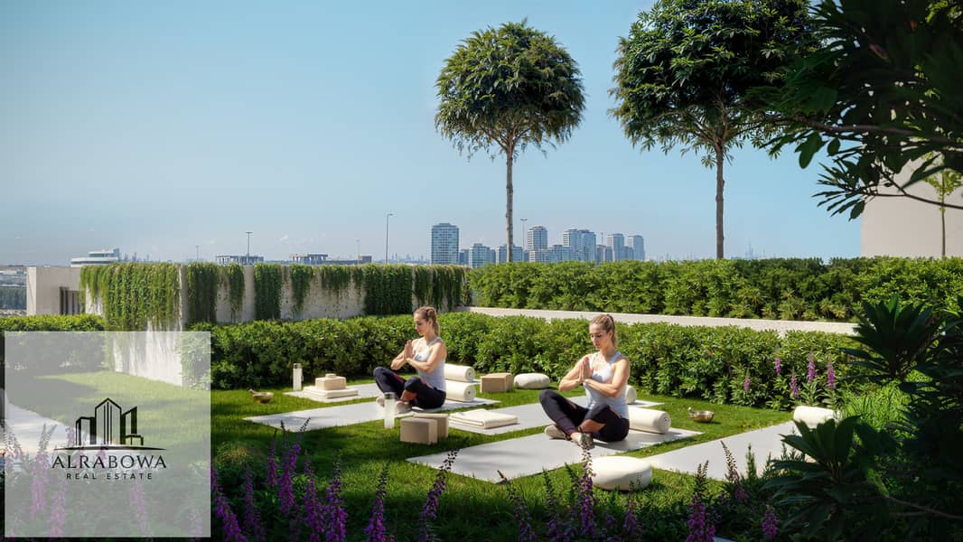 18 Outdoor Yoga. jpg