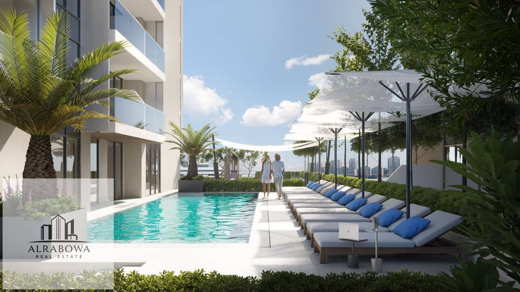 19 Swimming Pool. jpg