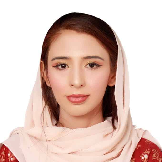 Amina Manzoor