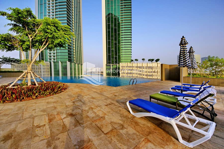 6 abu-dhabi-al-reem-island-marina-square-borooj-view-sun-bathing. JPG