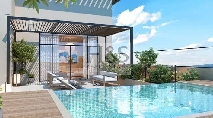 12 private pool. JPG