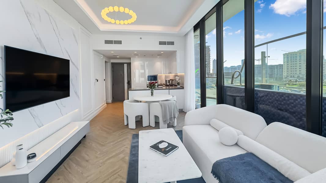 Luxurious with Spacious Layout | Private Pool