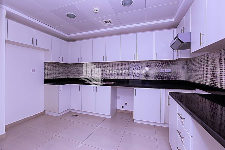 7 2-bedroom-apartment-abu-dhabi-alghadeer-sabil-kitchen. JPG