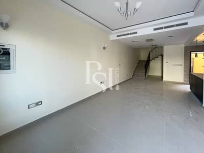 2 Bedroom Villa for Sale in Hydra Village, Abu Dhabi - hydra-village-villa-hydra-abu-dhabi-living-area (1). JPG
