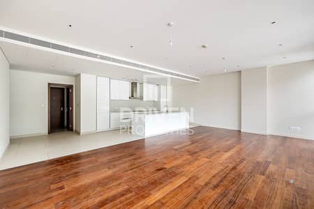 3 Bedroom Flat for Sale in Al Wasl, Dubai - Unique Layout and Spacious Balcony | Vacant Unit