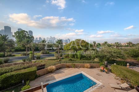 E.F Villa | Upgraded | Dubai Skyline View E.F Villa | Upgraded | Dubai Skyline View