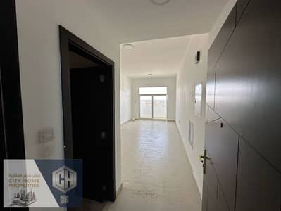 Al Mowaihat 3 is close to Mohammed bin Zayed Street and Al Tallah