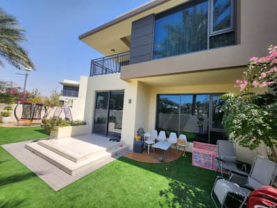 5 Bedroom Townhouse for Rent in Dubai Hills Estate, Dubai - Back View. jpeg