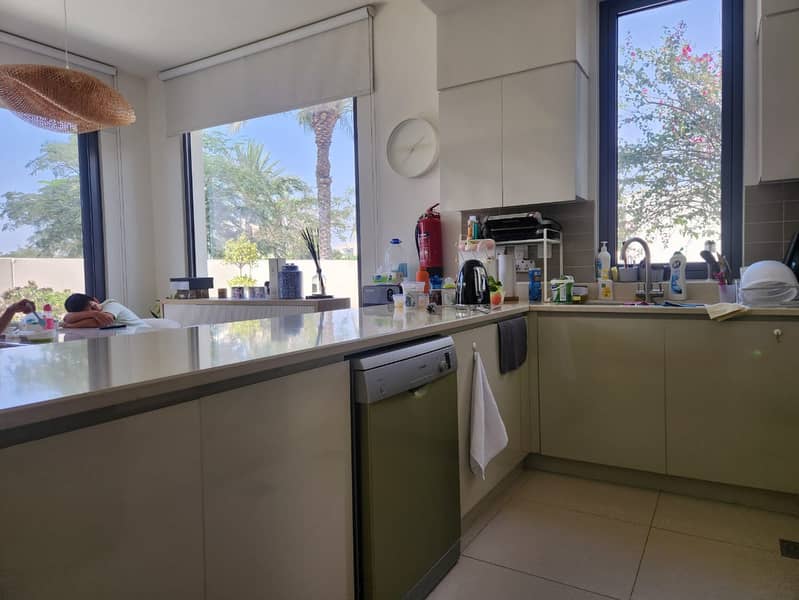 7 Kitchen 2. jpeg