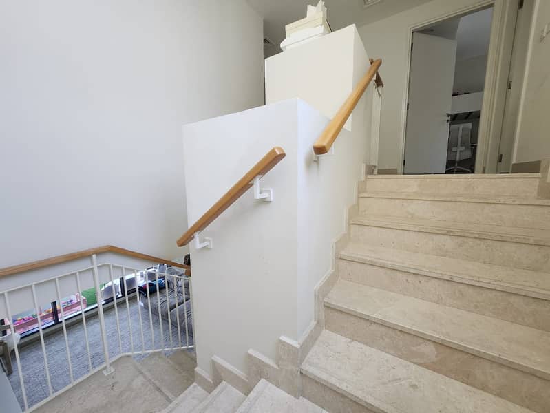 9 Stairs. jpeg