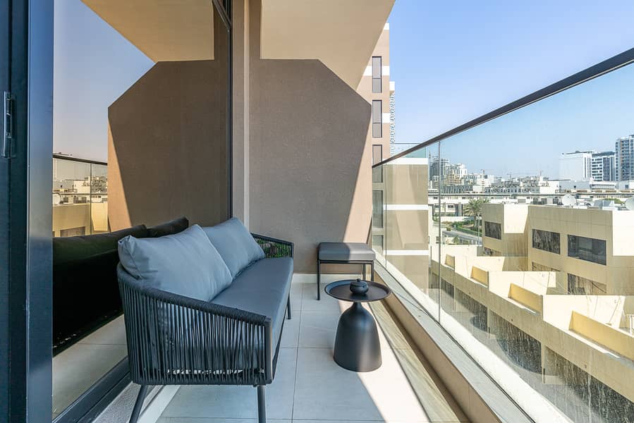 12 Balcony. jpg