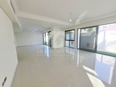 6 Bedroom Villa for Sale in DAMAC Hills 2 (Akoya by DAMAC), Dubai - Type V3 prime location vacant ready to move