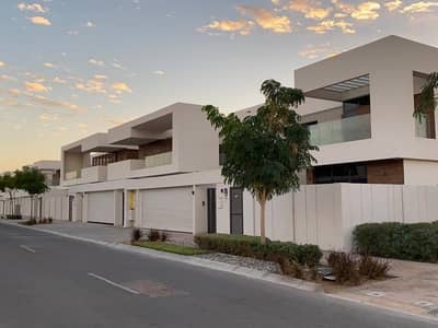 Five Bedroom | Luxurious |  Spacious Villa