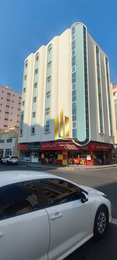 11 Cпальни Здание Продажа в Аль Шувайхиан, Шарджа - صورة واتساب بتاريخ 2025-04-02 في 08.14. 13_639c9f01. jpg