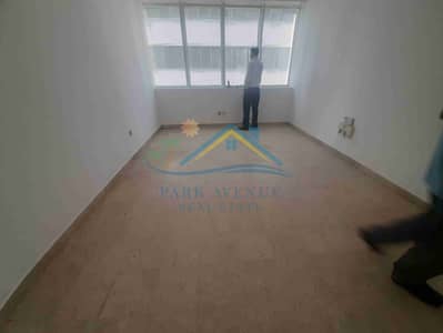 2 Bedroom Flat for Rent in Hamdan Street, Abu Dhabi - 20250402_111644. jpg