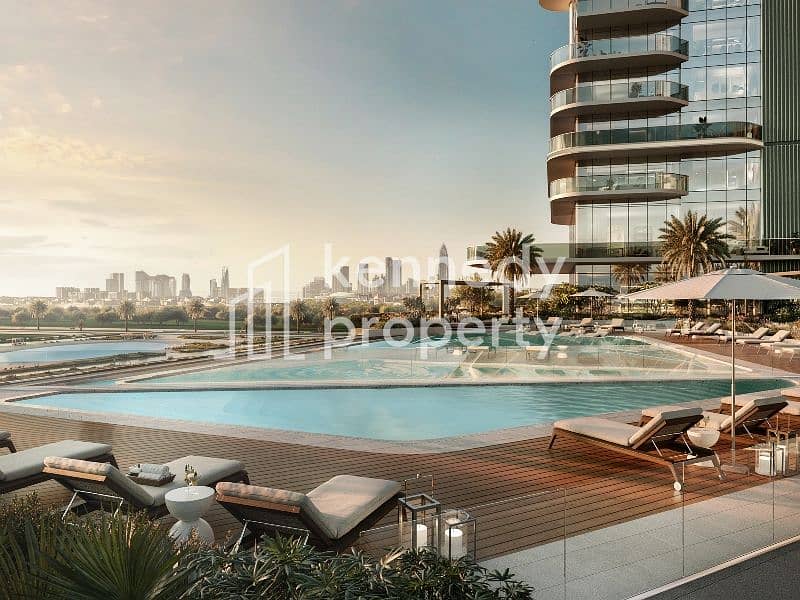 17 Claydon_House_pool_deck_without_people_6f43ea7b2f. jpg