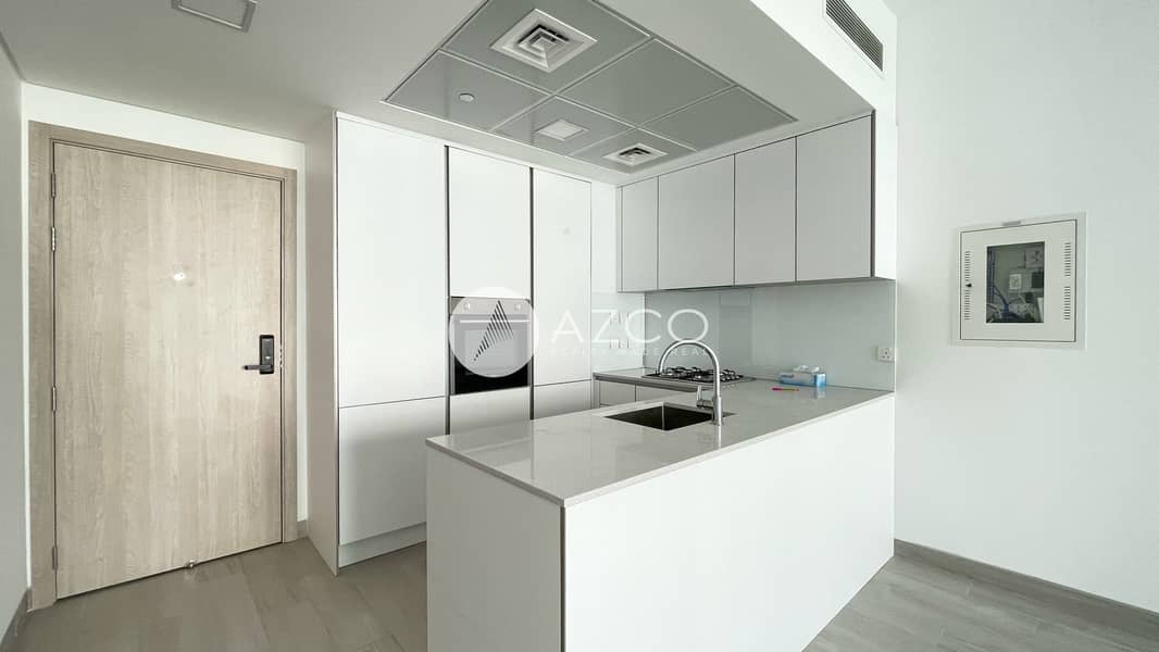 6 AZCO REAL ESTATE-8. jpg