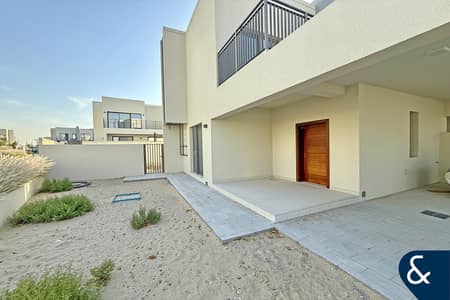 4 Bedroom Villa for Rent in Dubai South, Dubai - Next to Amenities | Corner unit | BrandNew