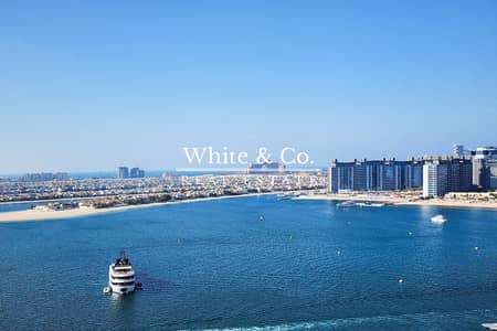 2 Bedroom Apartment for Sale in Dubai Harbour, Dubai - Full Palm View | Corner Unit | Mid Floor