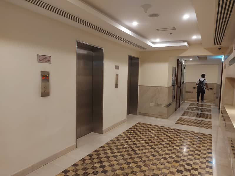 16 Lift_Lobby. jpg