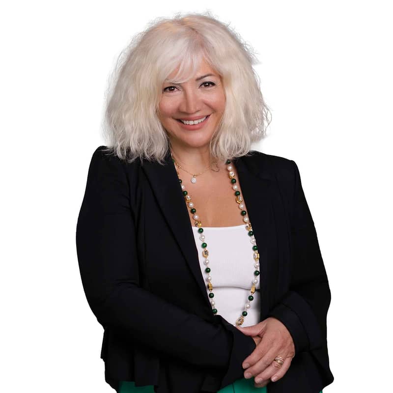 Suzanna Sholkami