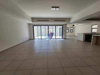 Signature Villa Big Layout | Spacious | Well Maintained | Maid