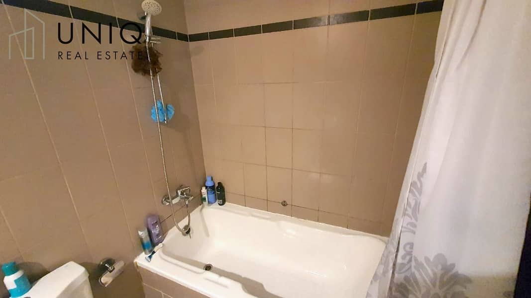 11 Bathroom 1. jpeg