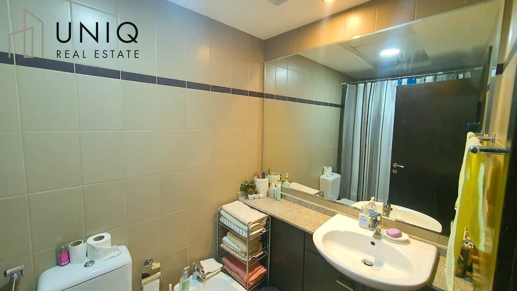 13 Bathroom 4. jpeg