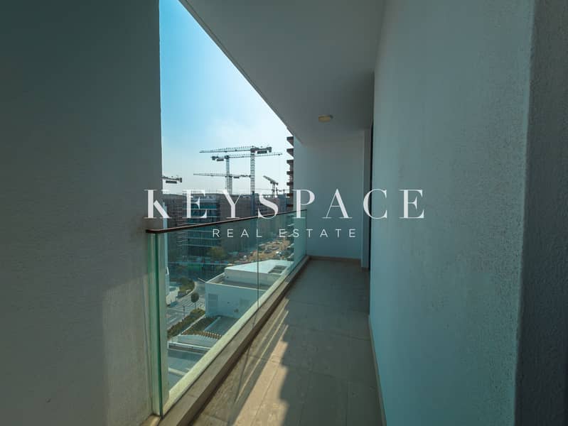 3 Balcony2. jpg