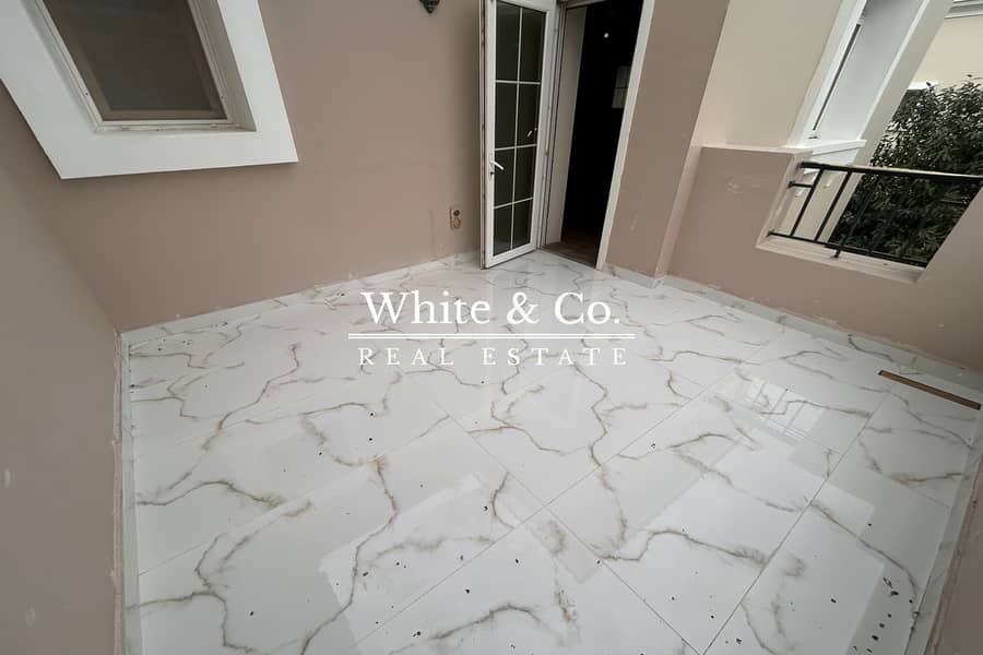 Fully Upgraded| Landscaped |Great Location - Image 14