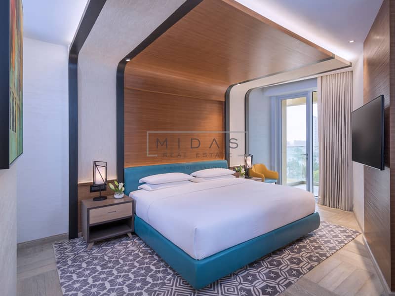 3 2-Bedroom Designer Residence-01 King Bedroom. jpg