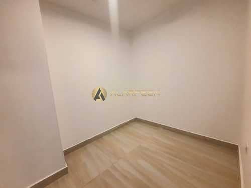 8 WhatsApp Image 2025-03-29 at 15.20. 11_0f6c5dcc. jpg