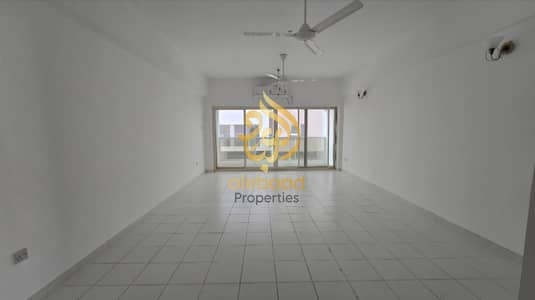 Last Unit ! Front of  Metro Specious  big 3bhk  is available for rent with all amenities  Book Now!