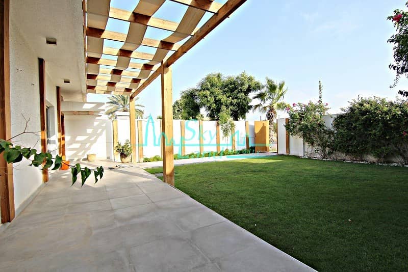 RENOVATED 3 BED VILLA WITH PRIVATE GARDEN IN UMM SUQEIM 1