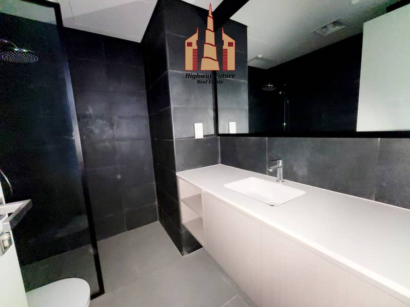 3 IMG-20250402-WA0156. jpg