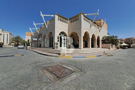 3 Bedroom Villa for Rent in Al Bateen, Abu Dhabi - Stylish 3BHK Villa | Pool and Gym | Club House