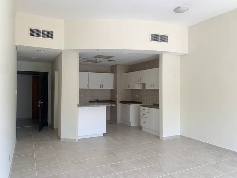 9 2a kitchen pano left. jpg