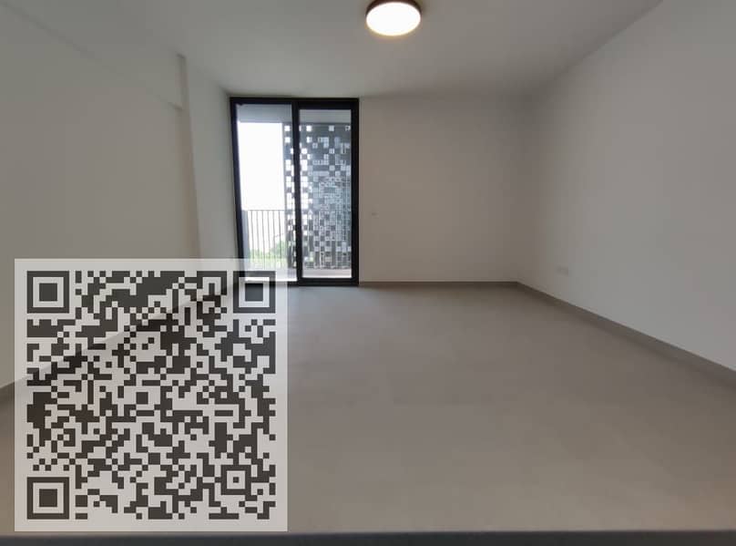 8 1000093617. jpg