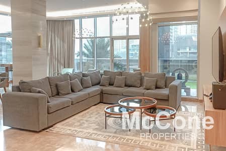 Marina View | Bills Included | Private Jacuzzi
