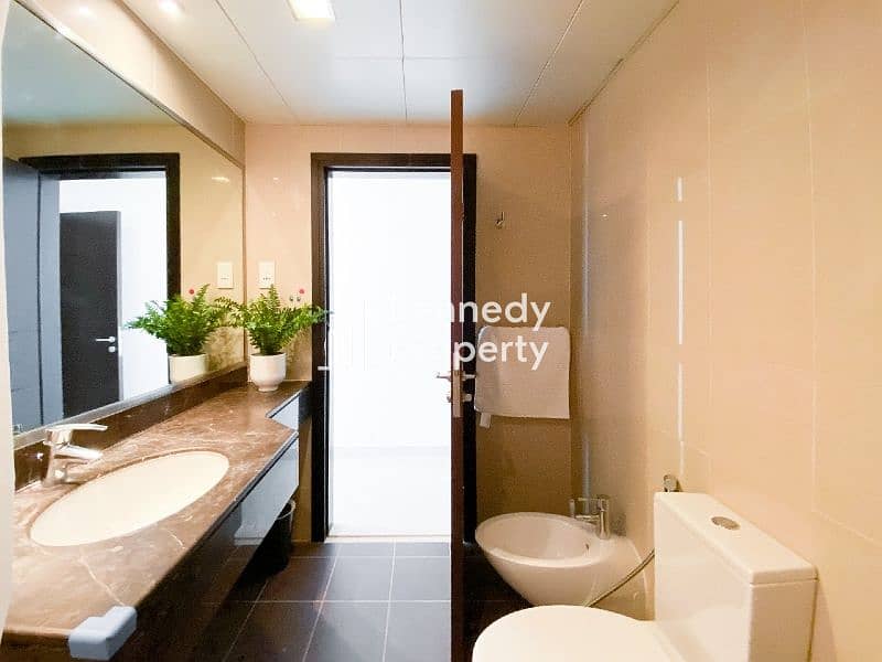 12 12. Kennedy Property Rentals Sky Tower. jpg