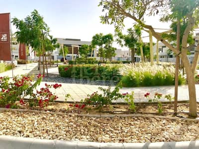 Come And View this Stunning Villa in West Yas 5 br Villa. Come And View this Stunning Villa in West Yas 5 br Villa.