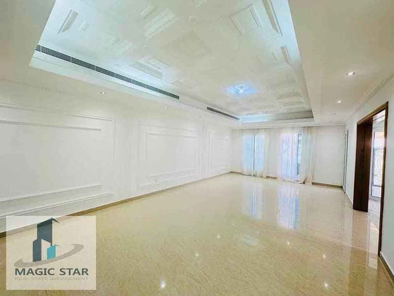 2 77e00208-f3d8-4dbd-82bd-c42aa65dcbac. jpg