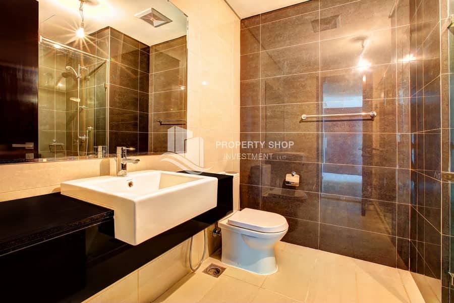 15 3-br-apartment-abu-dhabi-al-reem-island-marina-square-mag-5-residences-bathroom-3. JPG